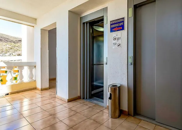 In Cristianos Ocean View *