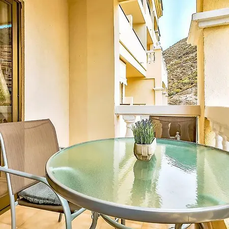 In Cristianos Ocean View *